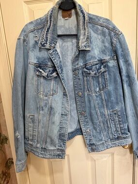 Light Wash Denim Jacket - Distressed Casual Style